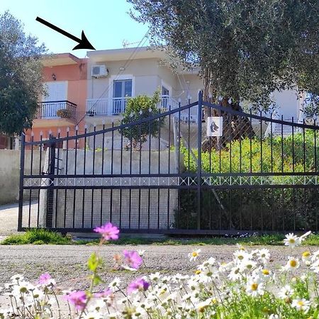 Apartamento Spiros - Full Renovated House 2022 Mármaron Exterior foto