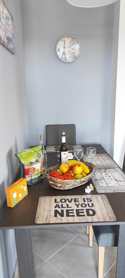 Apartamento Spiros - Full Renovated House 2022 Mármaron Exterior foto